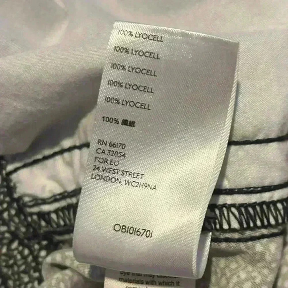 Anthropologie Black & White Small Patterned Joggerโ Casual Pants, Size Small - Picture 6 of 7